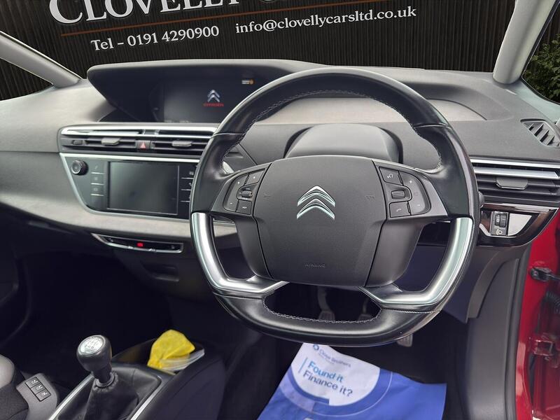 Citroen Grand C4 Picasso view 5
