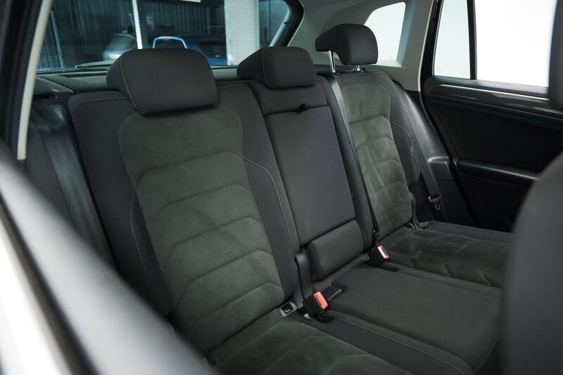 Volkswagen Tiguan view 11