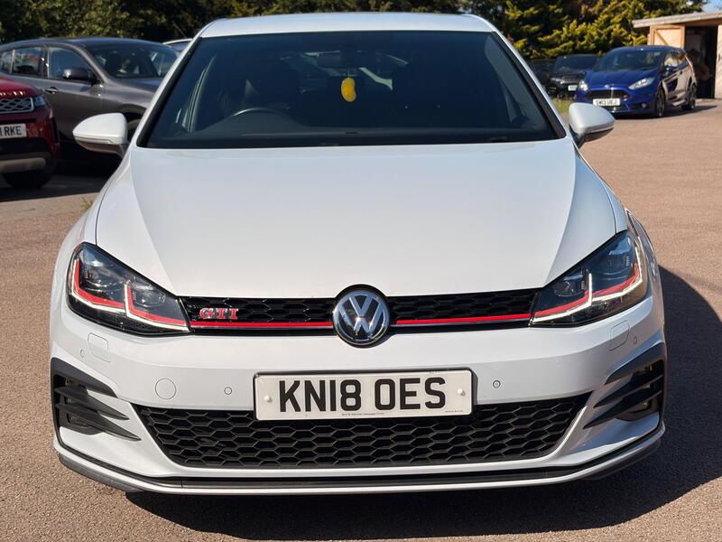Volkswagen Golf view 2
