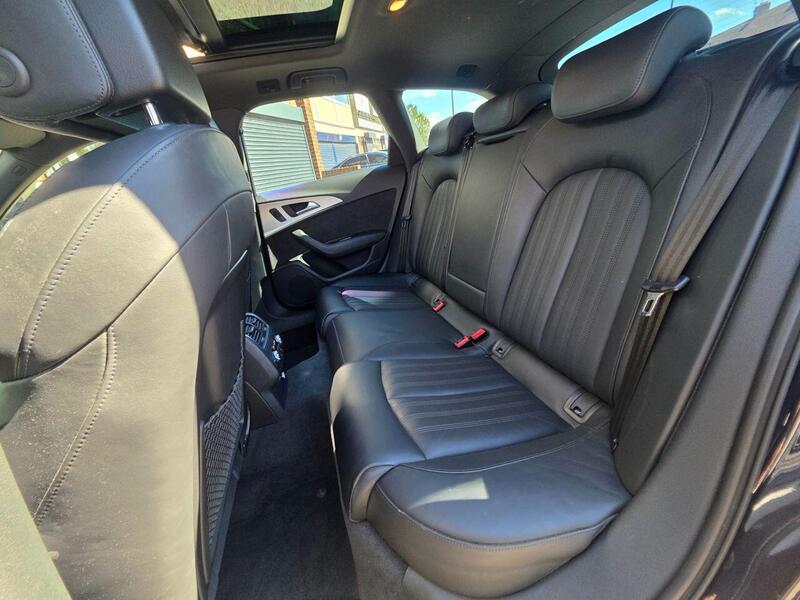 Audi A6 Avant view 4