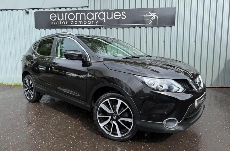 2017 Nissan Qashqai in Black for sale