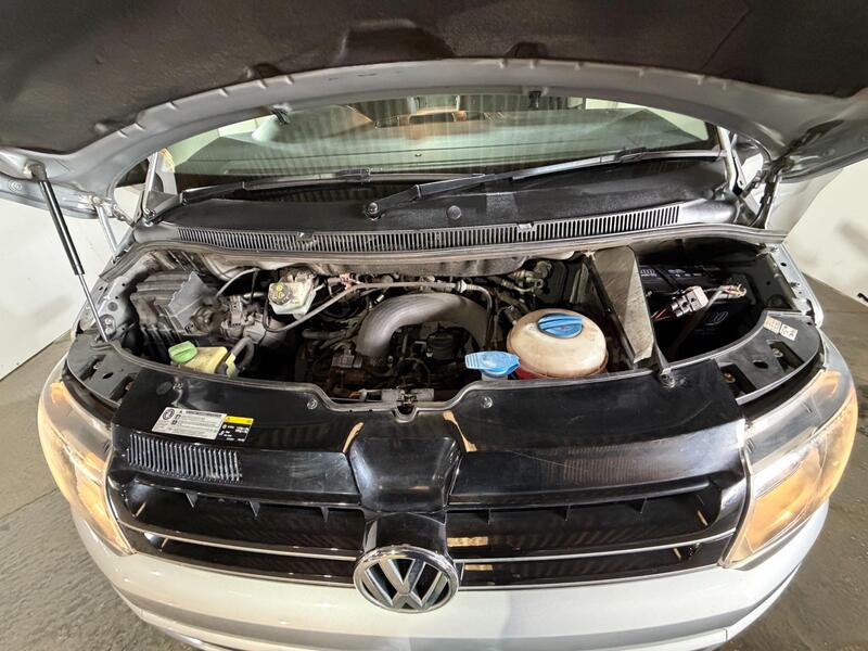 2015 Volkswagen Caravelle — photo 34