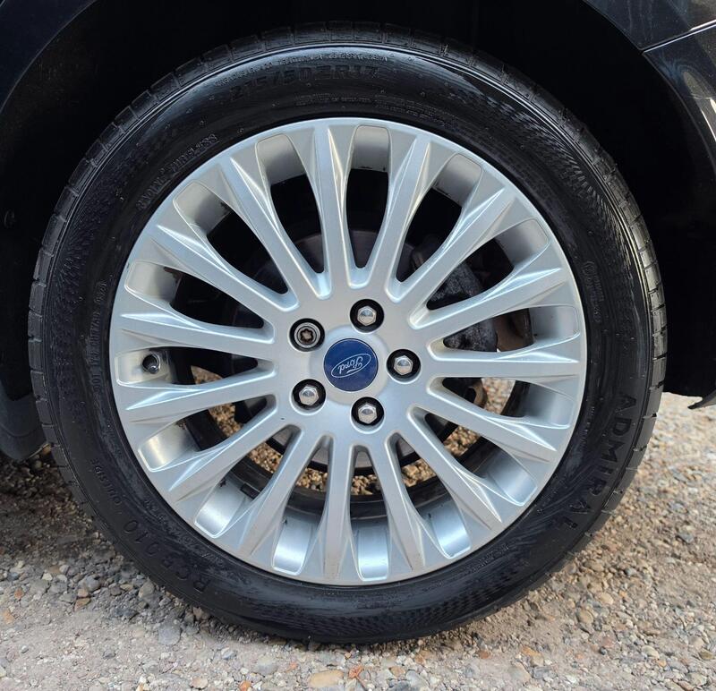 Ford Focus 1.6T EcoBoost Titanium X Euro 5 (s/s) 5dr thumbnail 15