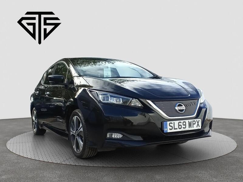 Nissan Leaf main image