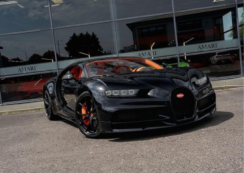 Bugatti Chiron view 7