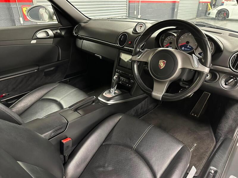 Porsche Cayman view 3