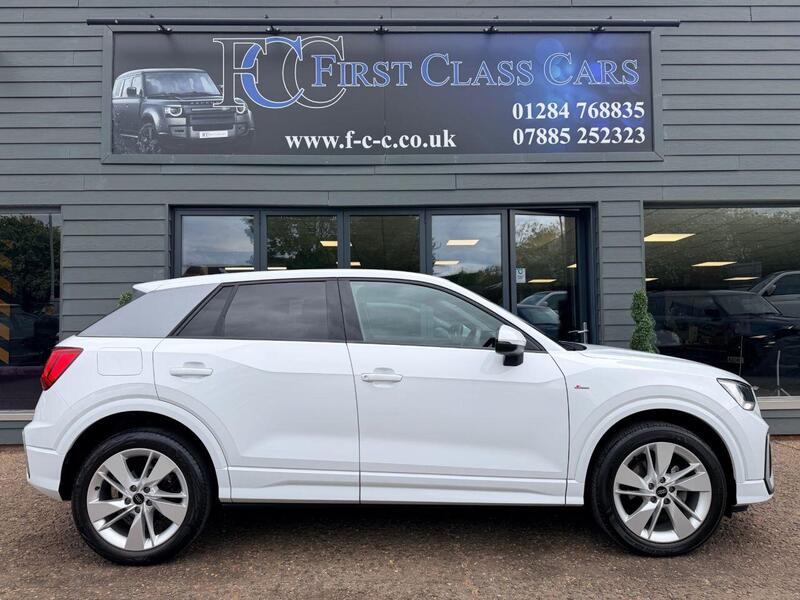 Audi Q2 view 3