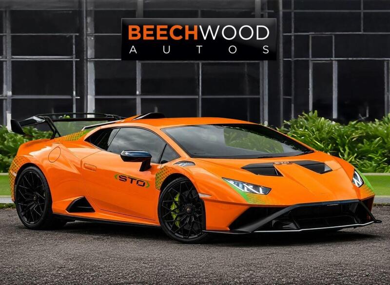 Lamborghini Huracan main image