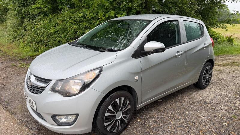 2017 Vauxhall Viva — photo 3