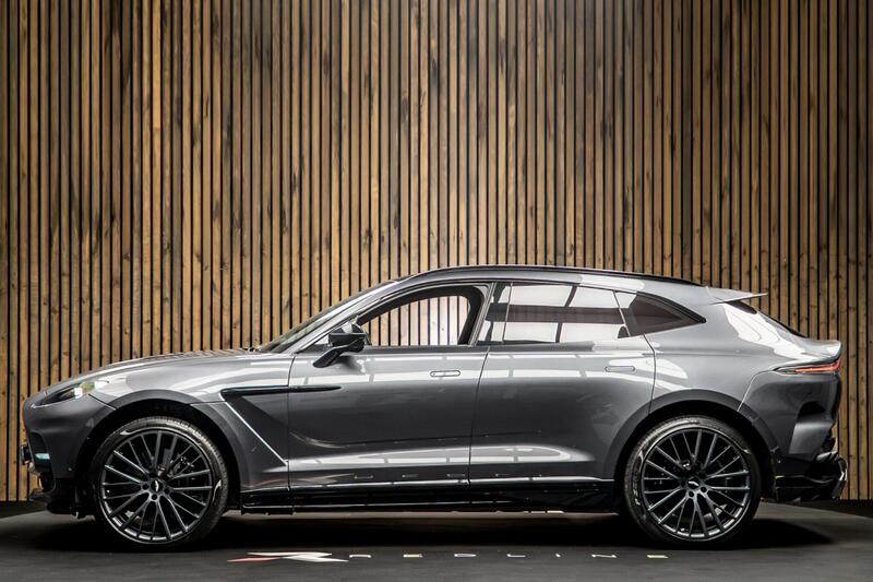 Aston Martin DBX view 7
