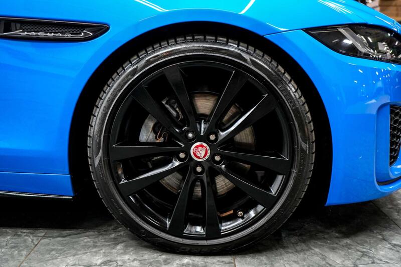 Jaguar Xe view 7