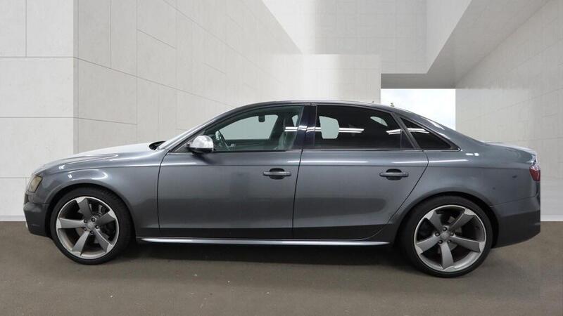 Audi Audi S4 view 6