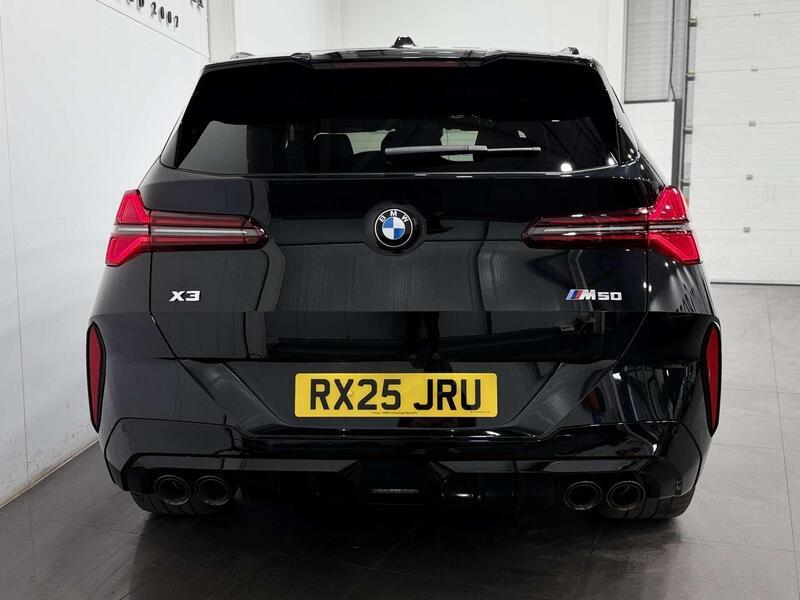 BMW X3 view 7