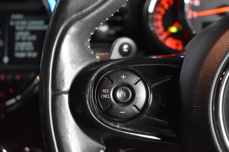 Mini Clubman view 4