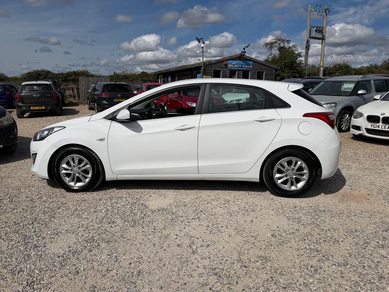 Hyundai I30 view 6