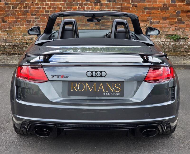 Audi Audi TT RS view 4