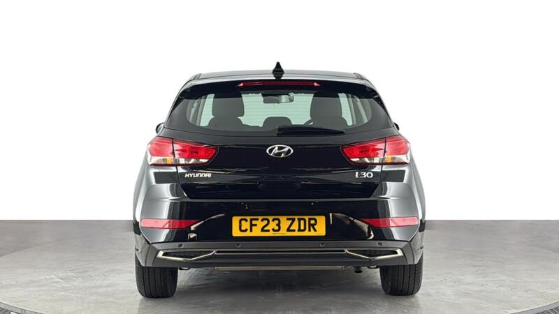 Hyundai i30 view 5