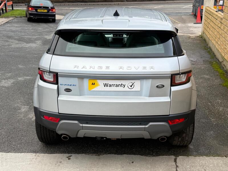 Land Rover Range Rover Evoque view 4