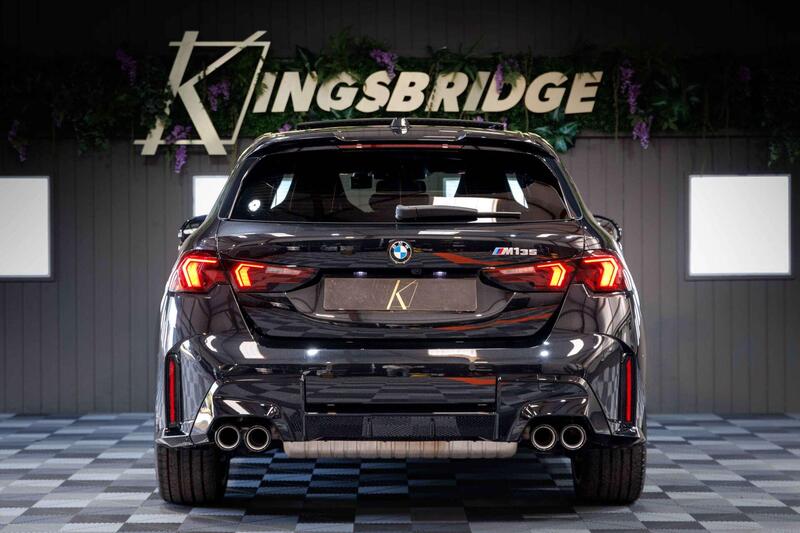 BMW 1 Series view 7