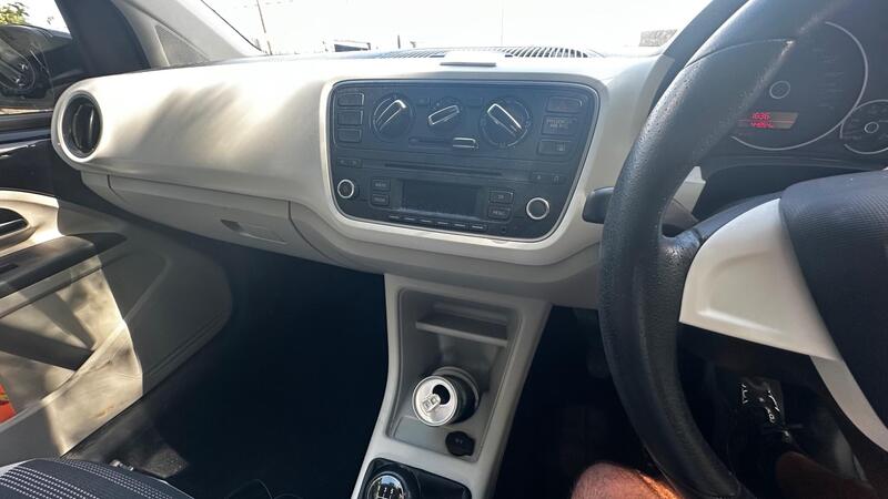 2013 SEAT Mii — photo 15