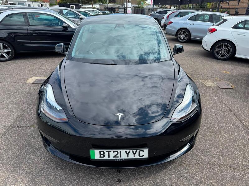 Tesla Model 3 view 3