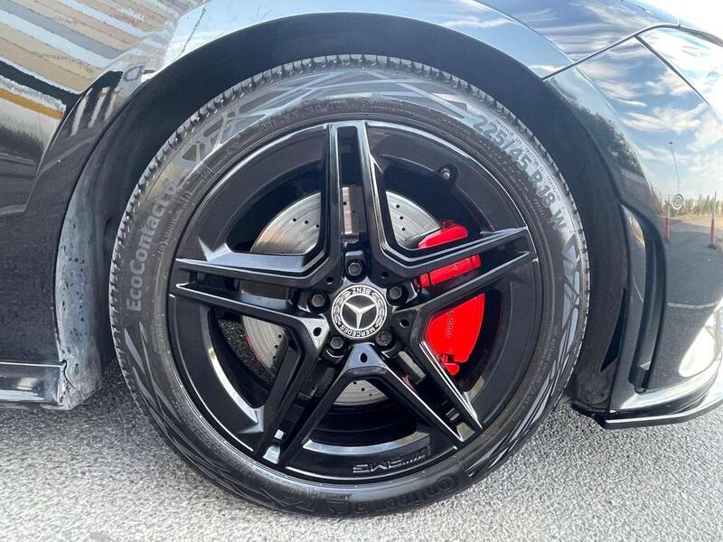 Mercedes-Benz CLA view 3