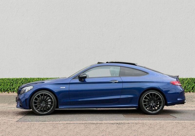 Mercedes-Benz C-Class view 4