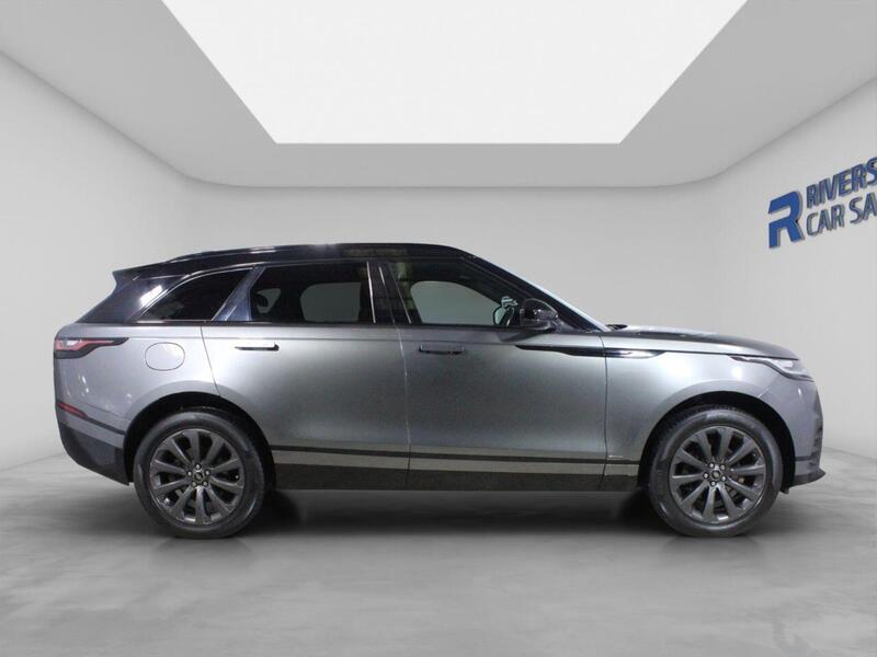 Land Rover Range Rover Velar view 3