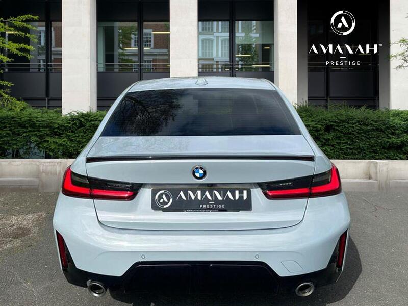 BMW 3 Series view 5
