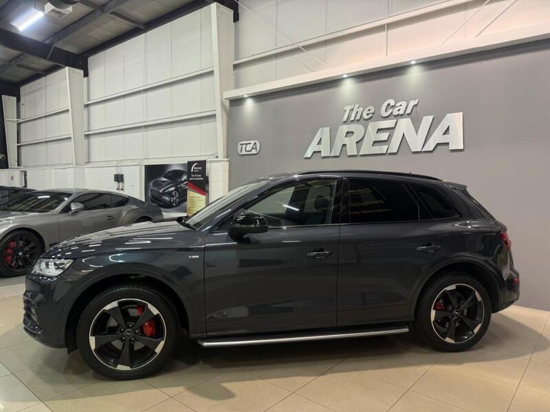 Audi Q5 view 5