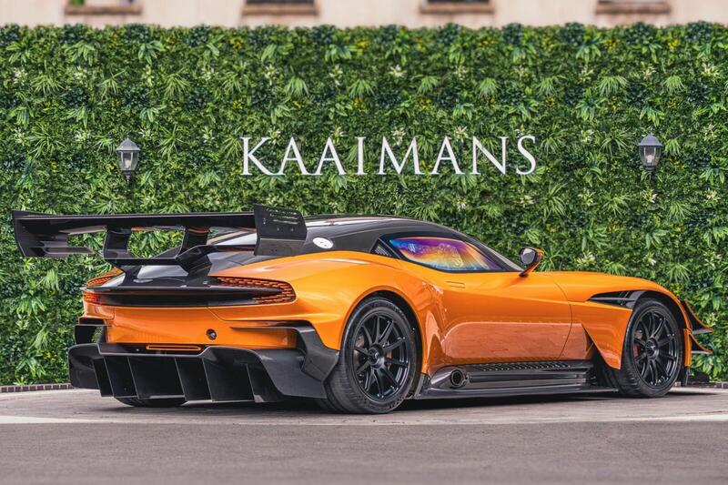 Aston Martin Vulcan view 5