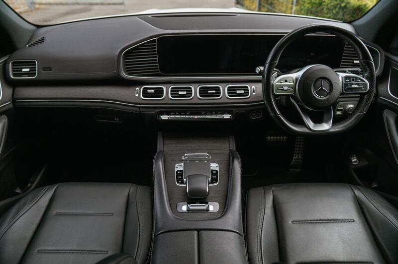 Mercedes-Benz Mercedes-Benz GLE view 2