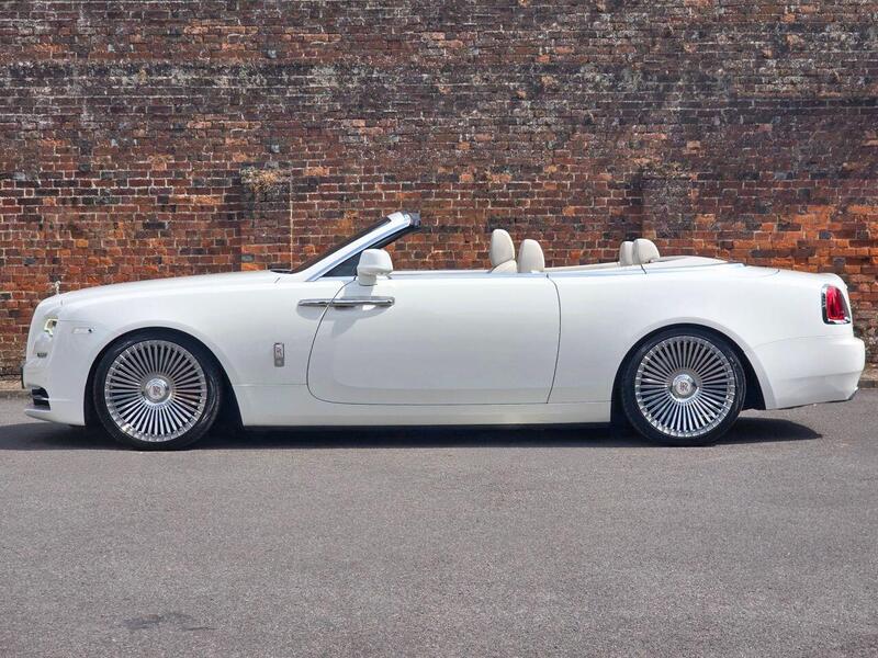 Rolls-Royce Dawn view 2