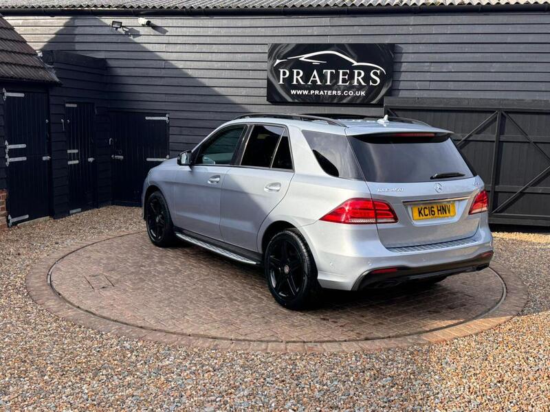 Mercedes-Benz Gle view 3