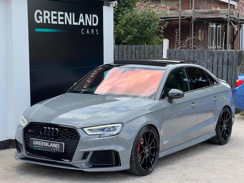 Audi RS3 view 4