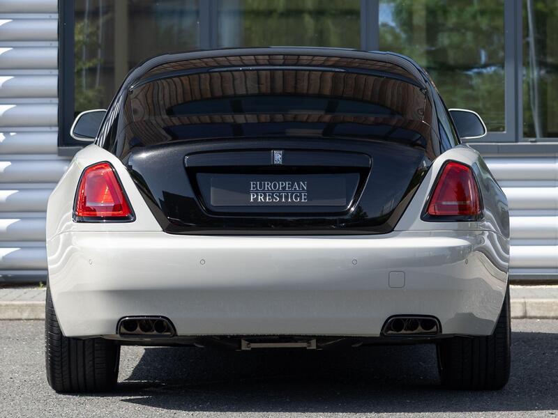 Rolls-Royce Wraith view 4