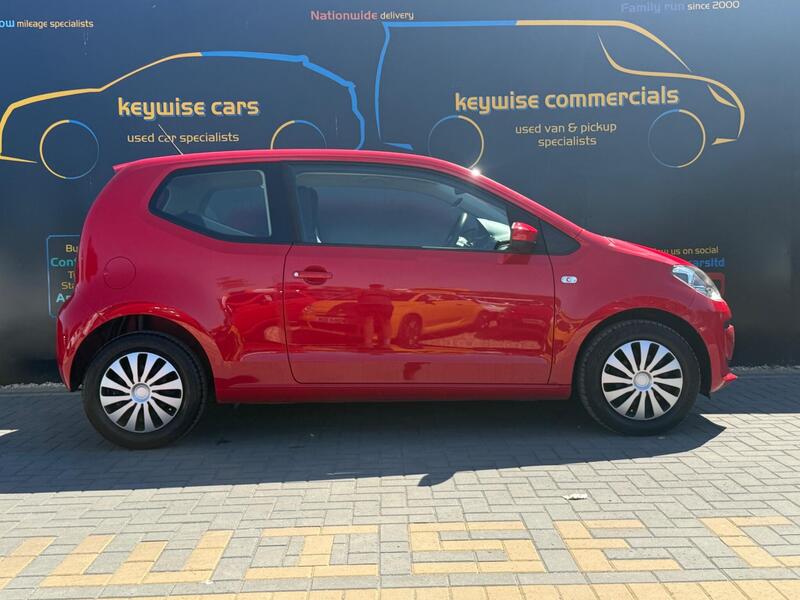 Volkswagen Up! view 6