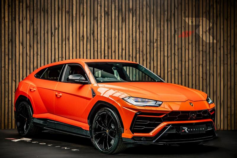 Lamborghini Urus main image