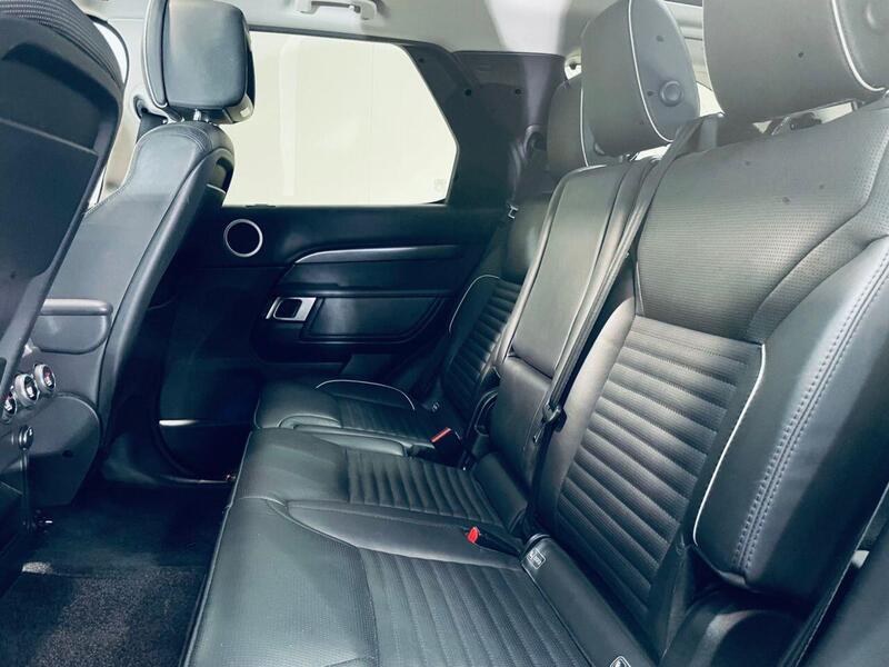Land Rover Discovery view 7