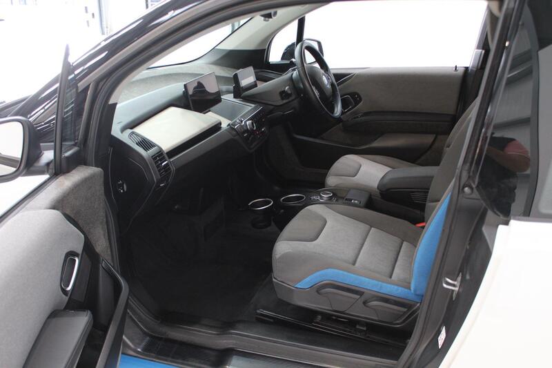 2022 BMW i3 in White — image 18 of 79