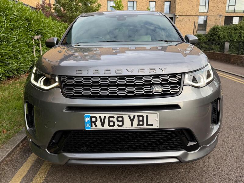 Land Rover Discovery Sport view 6