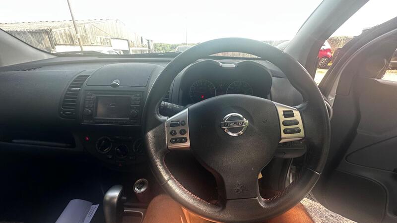 2010 Nissan Note — photo 8