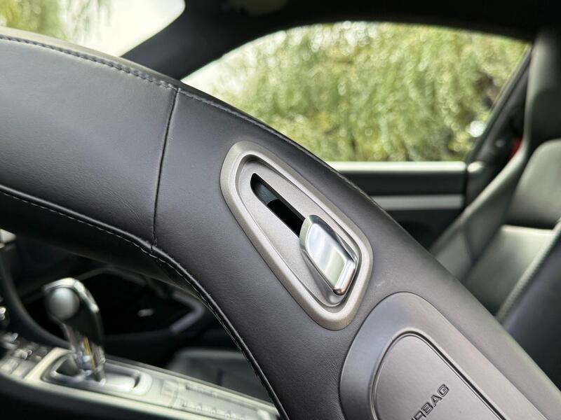 Porsche 911 view 53