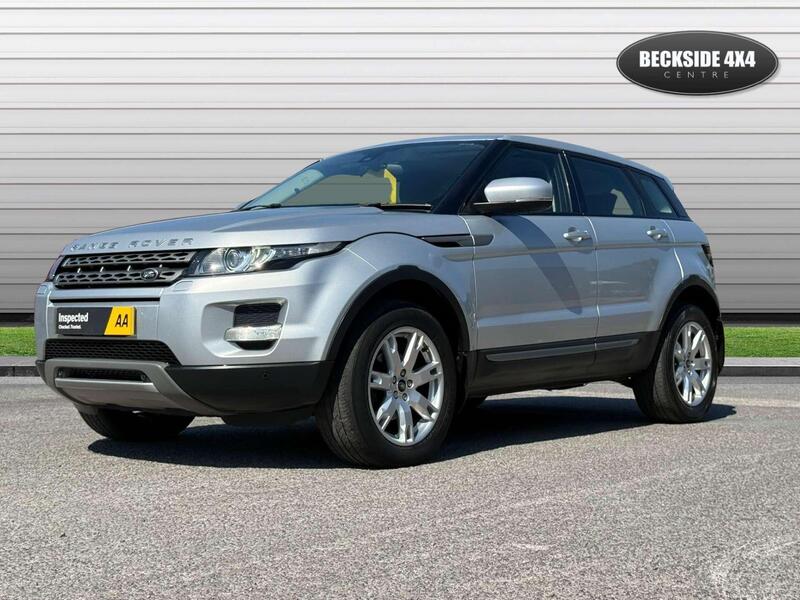 Land Rover Range Rover Evoque view 4