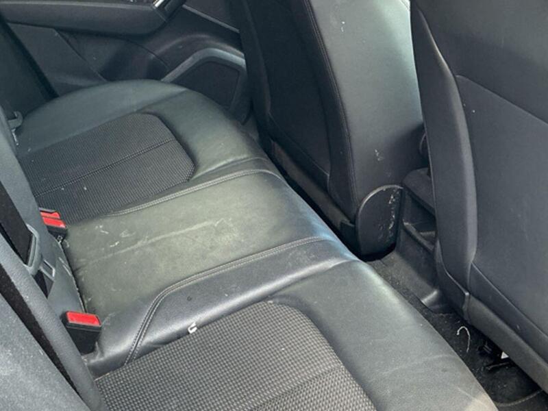 Audi Q2 view 3