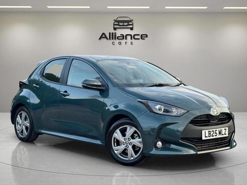 2025 Toyota Yaris in Green for sale