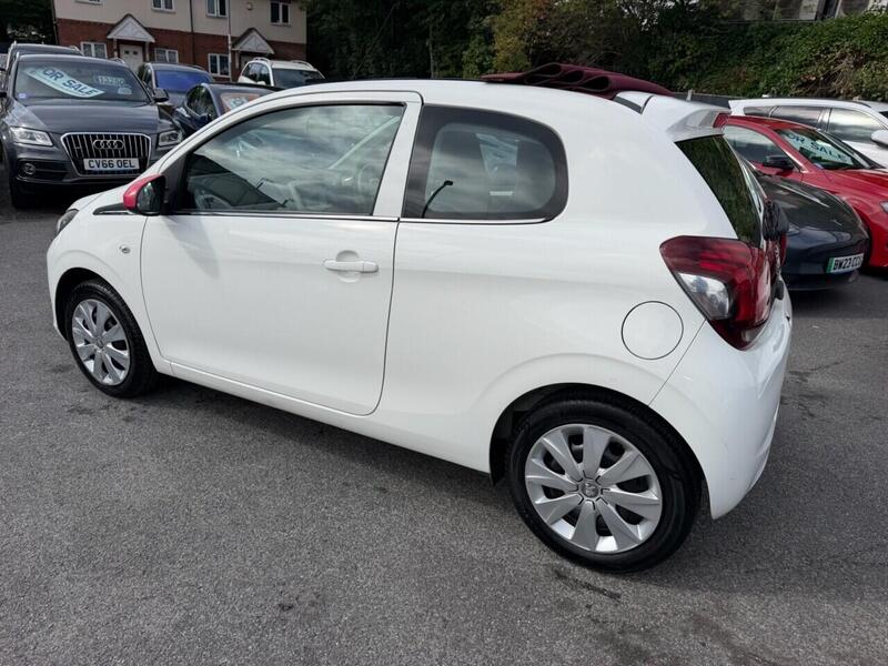 Peugeot 108 view 6