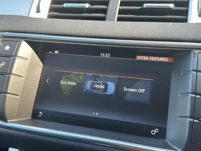 Land Rover Range Rover Evoque view 37