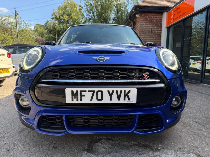 Mini Cooper view 4