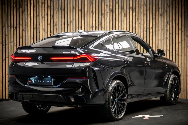 BMW X6 view 4
